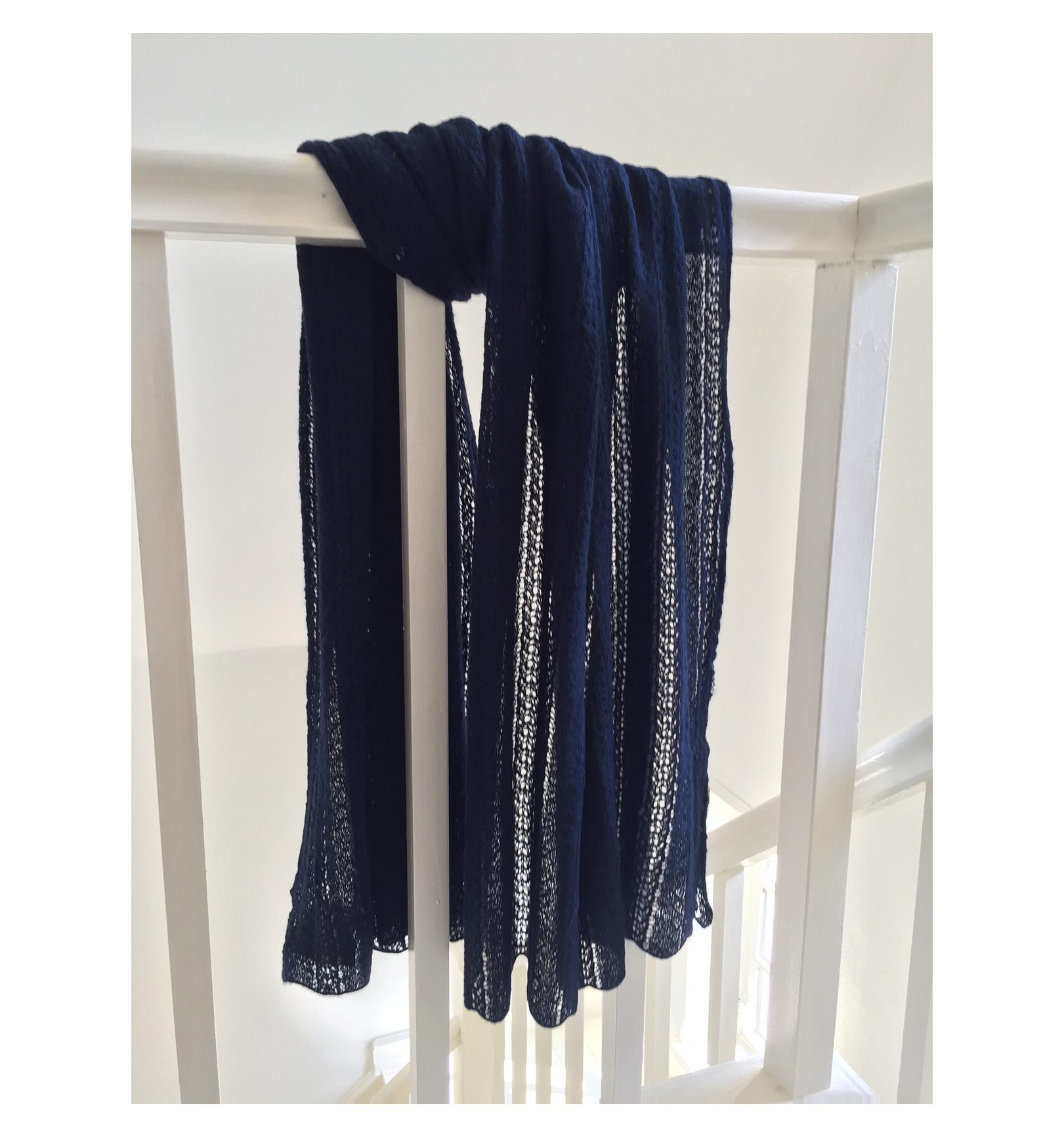 aiayu navy tørklæde